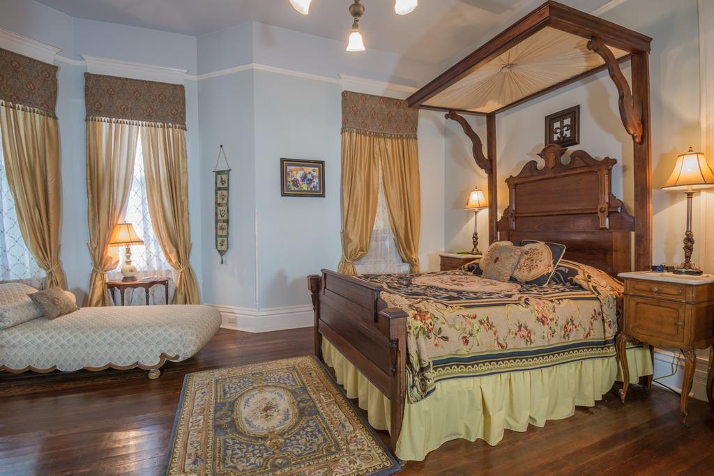 Bisland House Bed And Breakfast Natchez Exterior photo