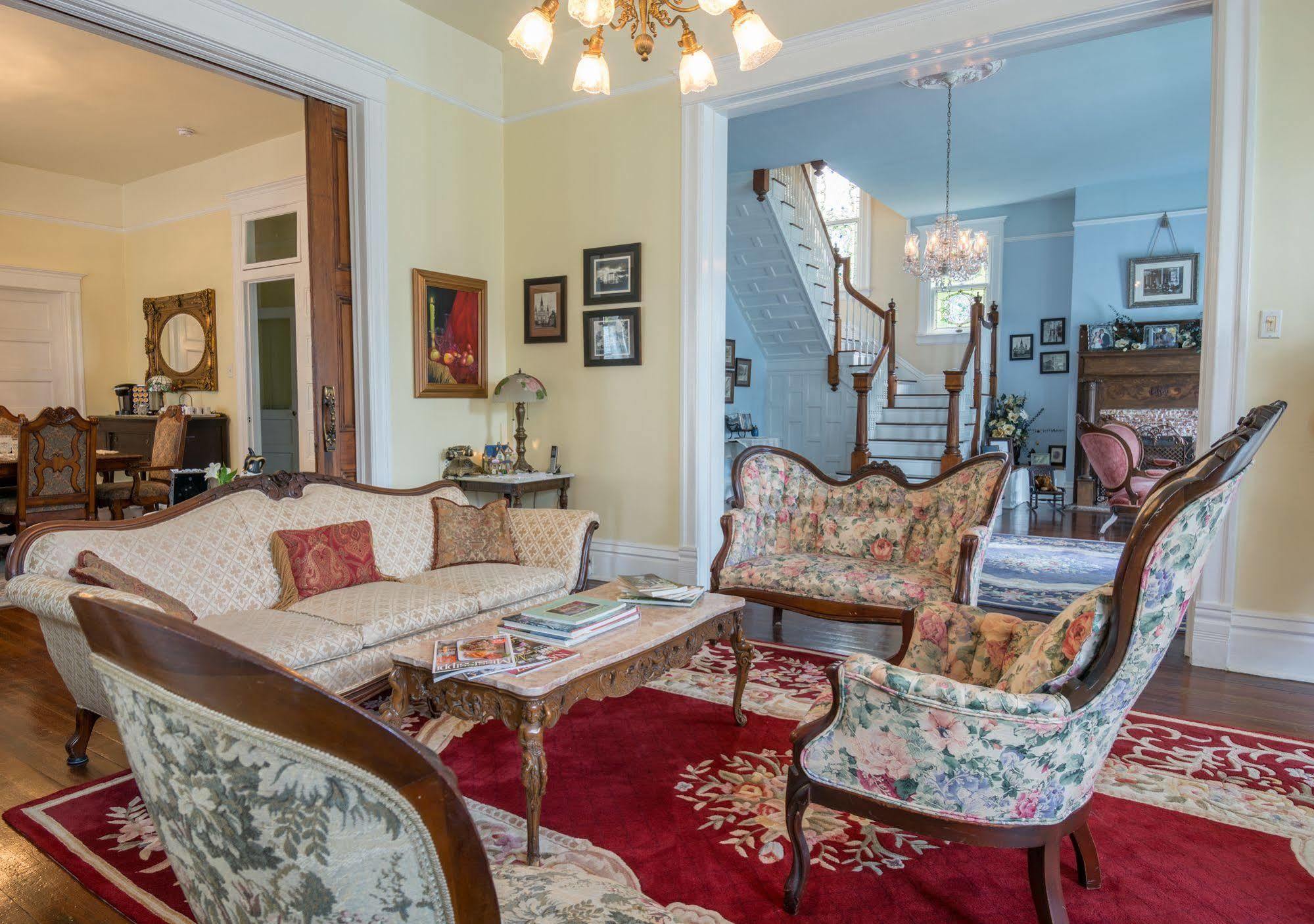 Bisland House Bed And Breakfast Natchez Exterior photo