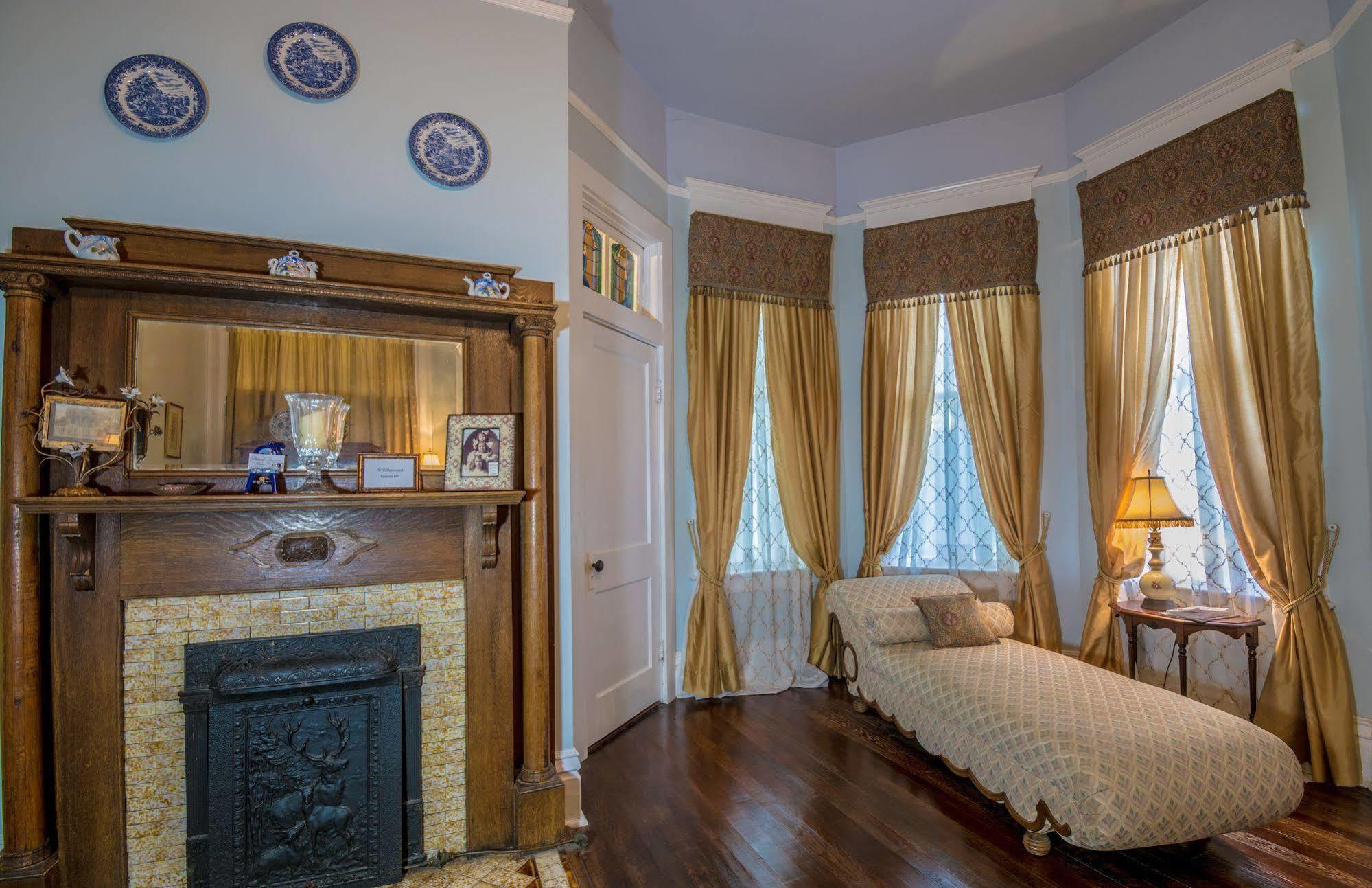 Bisland House Bed And Breakfast Natchez Exterior photo